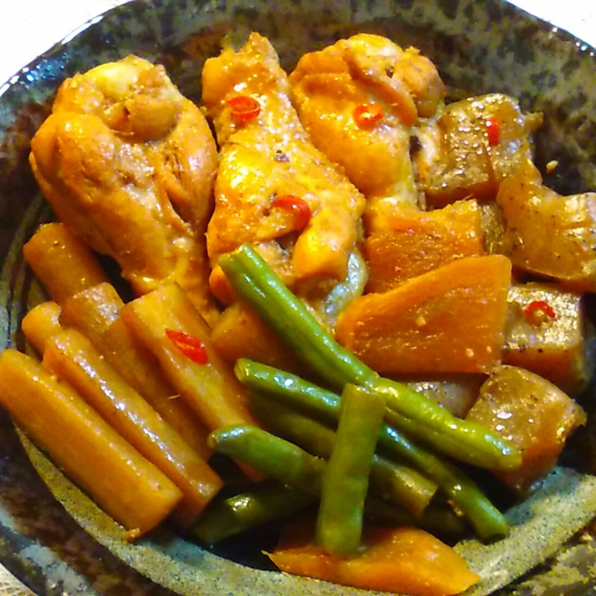 味ぽんで簡単さっぱり鶏手羽元と色々煮 レシピ 作り方 By にゃんco母 楽天レシピ